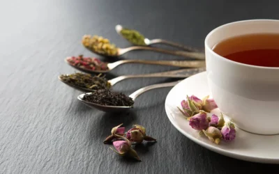 الشاي مشروب الأساطير الذي يعزز صحتك | اكتشف أنواعه وفوائده المذهلة